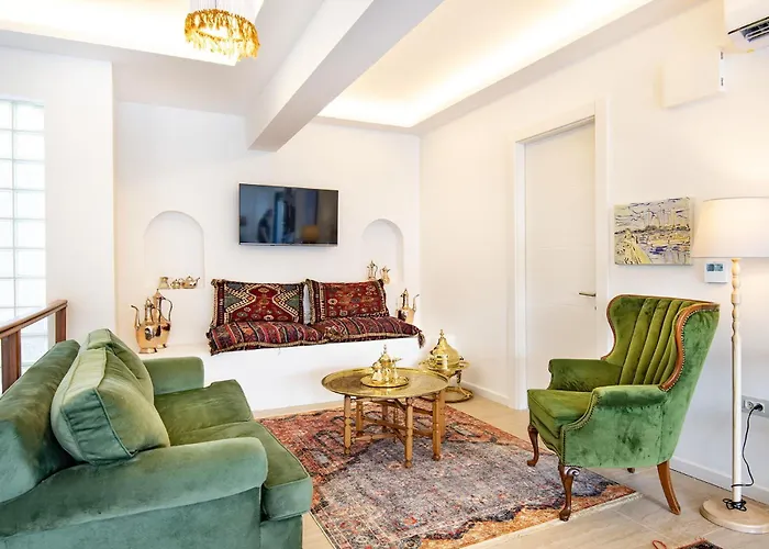 Villa Panoramic Retro *