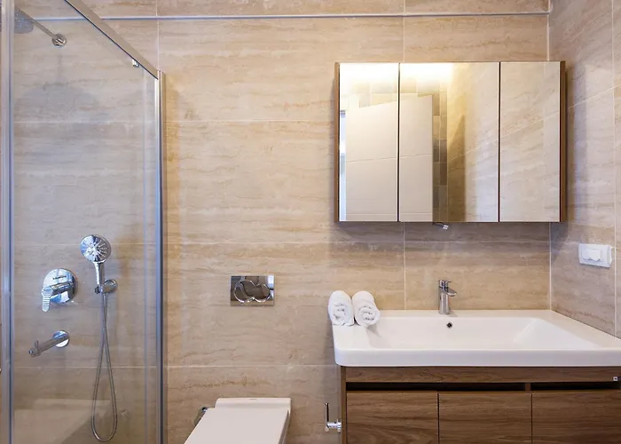 Villa Panoramic Retro